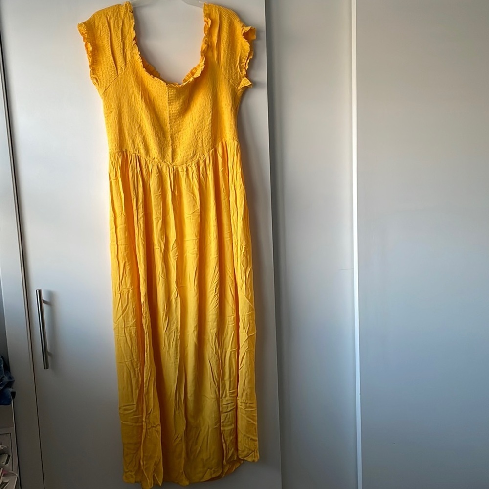 City Chic yellow Off the Shoulder Front Slits Maxi B7